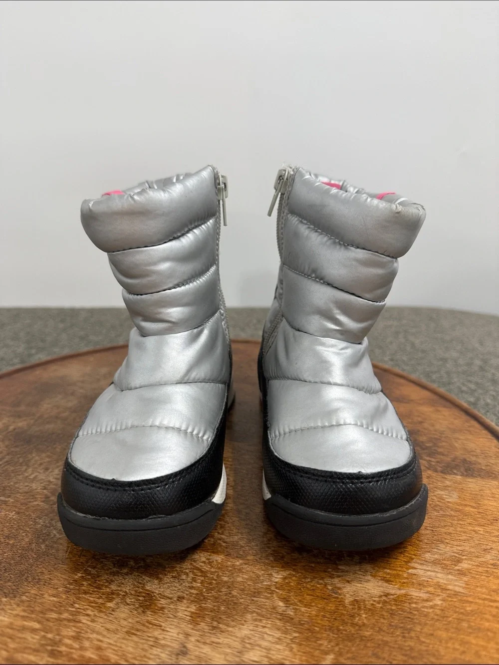 Wonder Nation Boots Kids Girls 10 Silver Pink Winter Snow *Wear